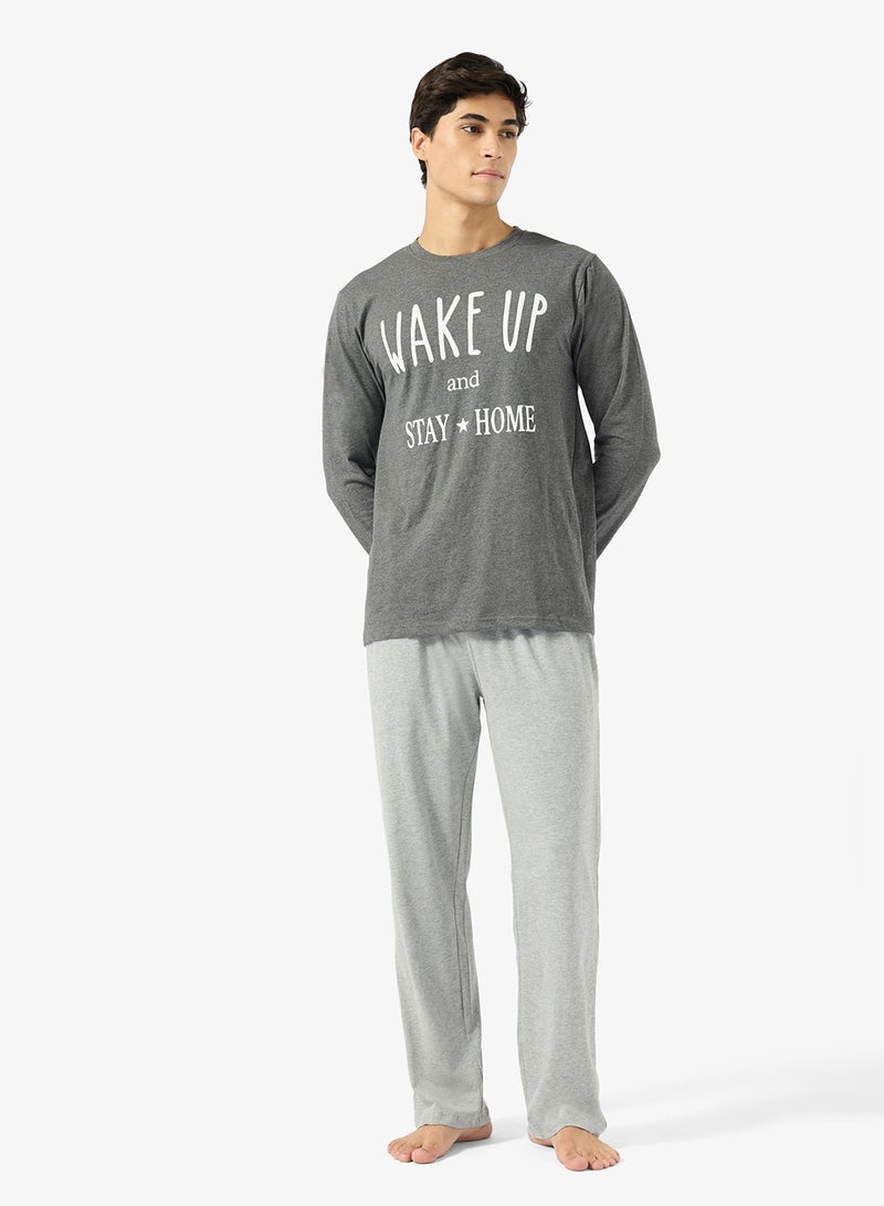 سفنتي فايف طقم تي شيرت وبنطلون بقصة عادية - Image 1